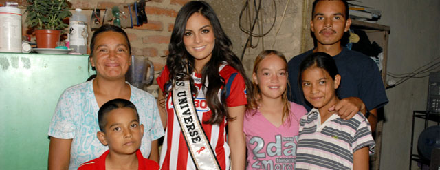Miss Universe 2010 Ximena Navarrete 