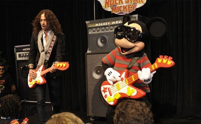 Broadway Star Goes with Rock Star Mickey