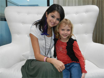 Selena Gomez Grants Make-A-Wish Kid’s Wish