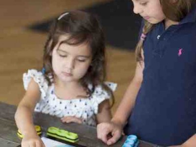 Tiggly Launches iPad Compatible Physical Math Toy