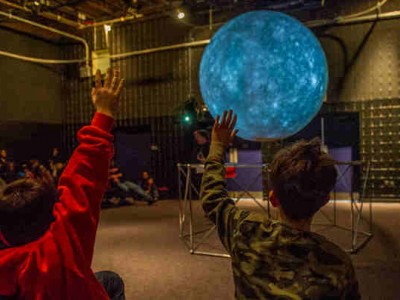 NASA Invites Children to Learn About Hubble Space Telescope