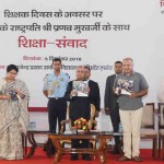 Pranab Mukherjee Presents National Awards to Teachers