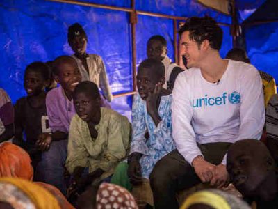 Actor Orlando Bloom Meets Displaced Children in Niger