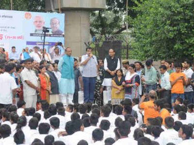 5000 Youth from Delhi Participate in Slum Yuva Daud