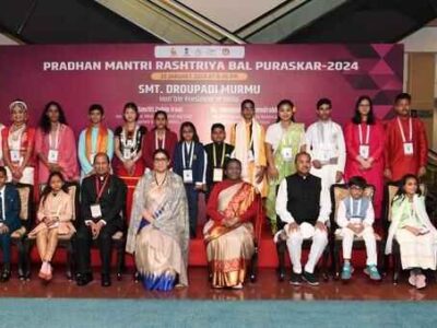 President Droupadi Murmu Presents Pradhan Mantri Rashtriya Bal Puraskar